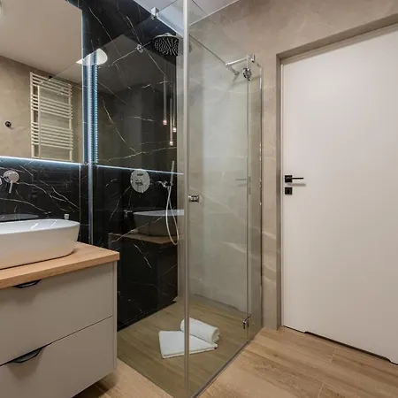 Gold Mazowiecka Park Apartament Kołobrzeg